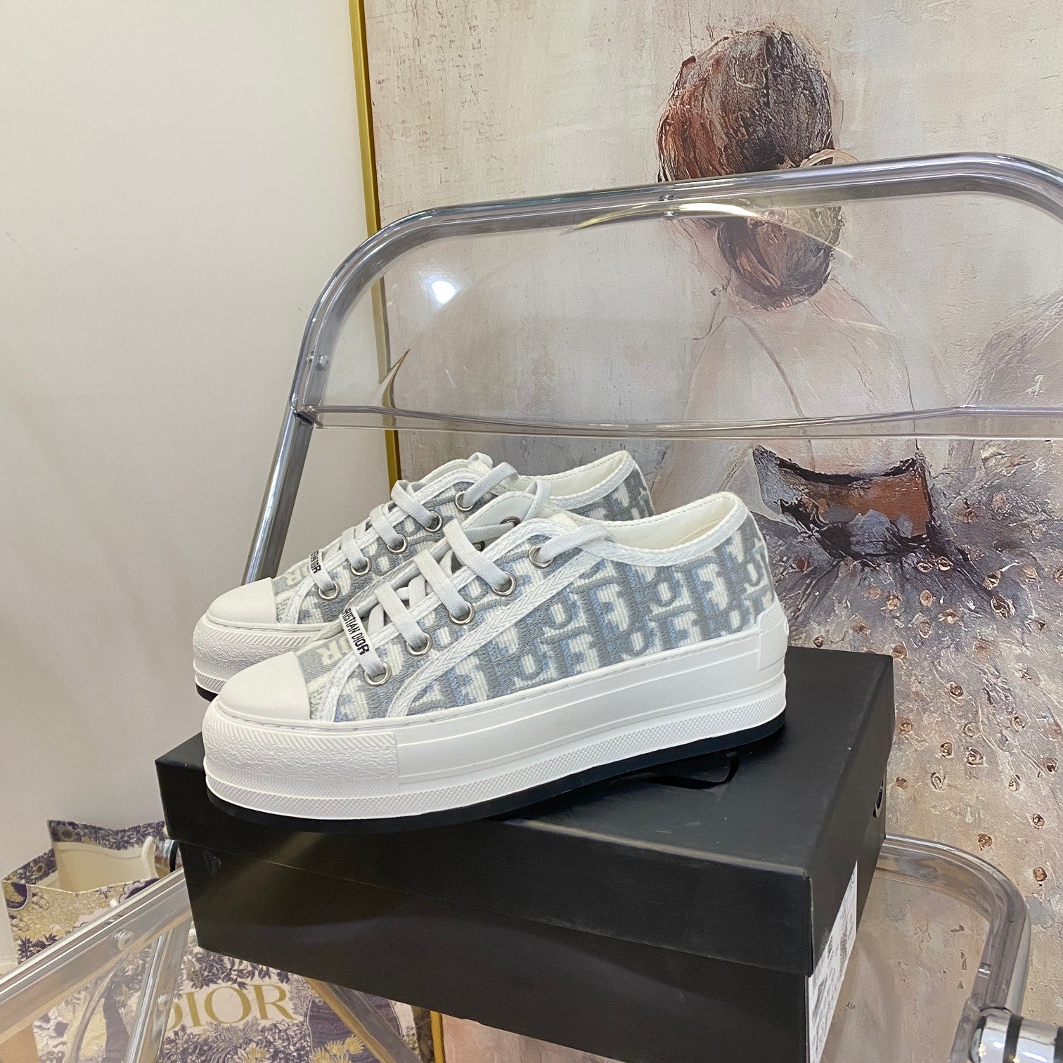 1XD67Z Popular shoes