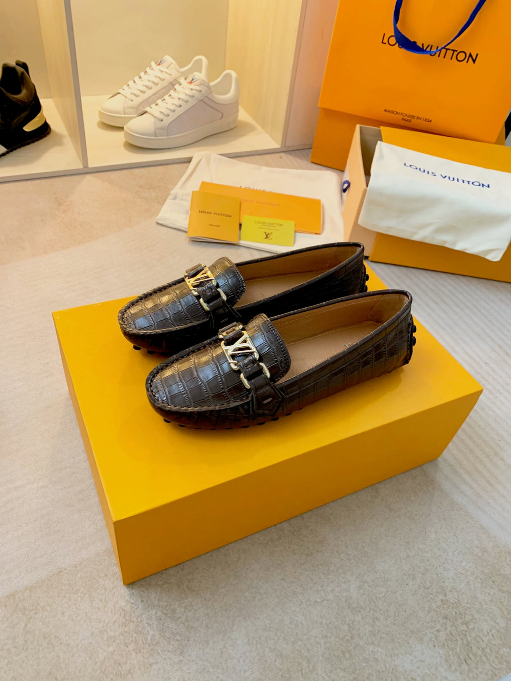 295QE98Z Popular high-quality leather shoes