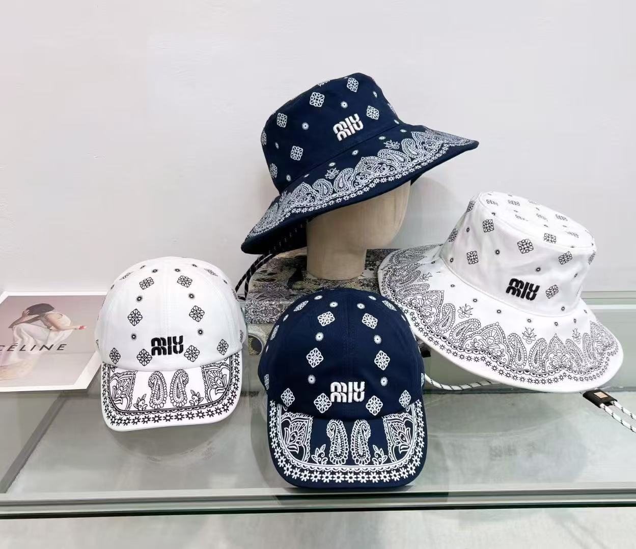 15QA82M Popular hats