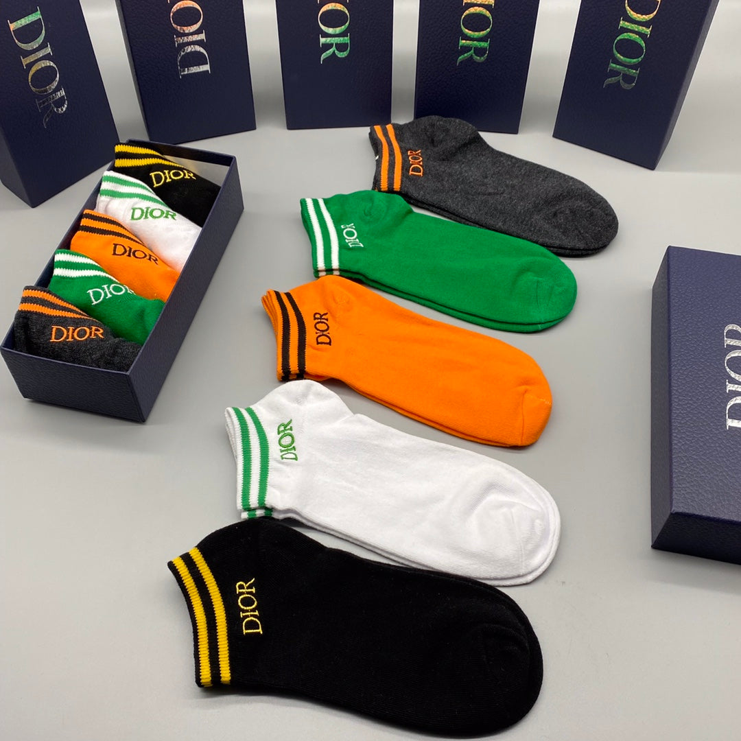 235QB63S Popular socks(5 pairs )