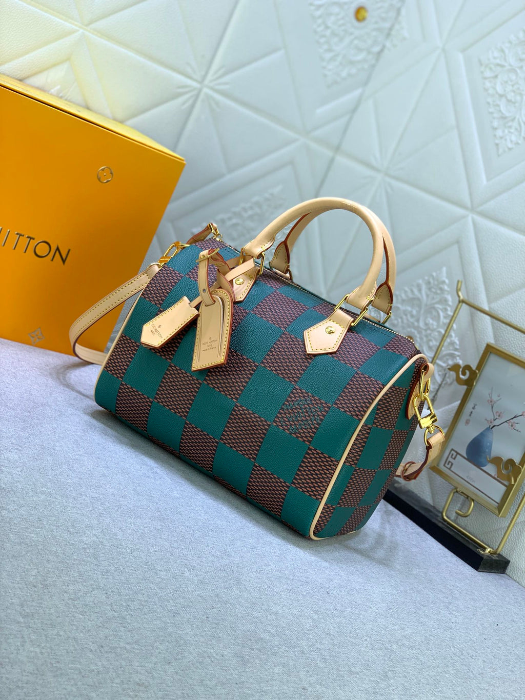 2XE269B Popular  leather bag 