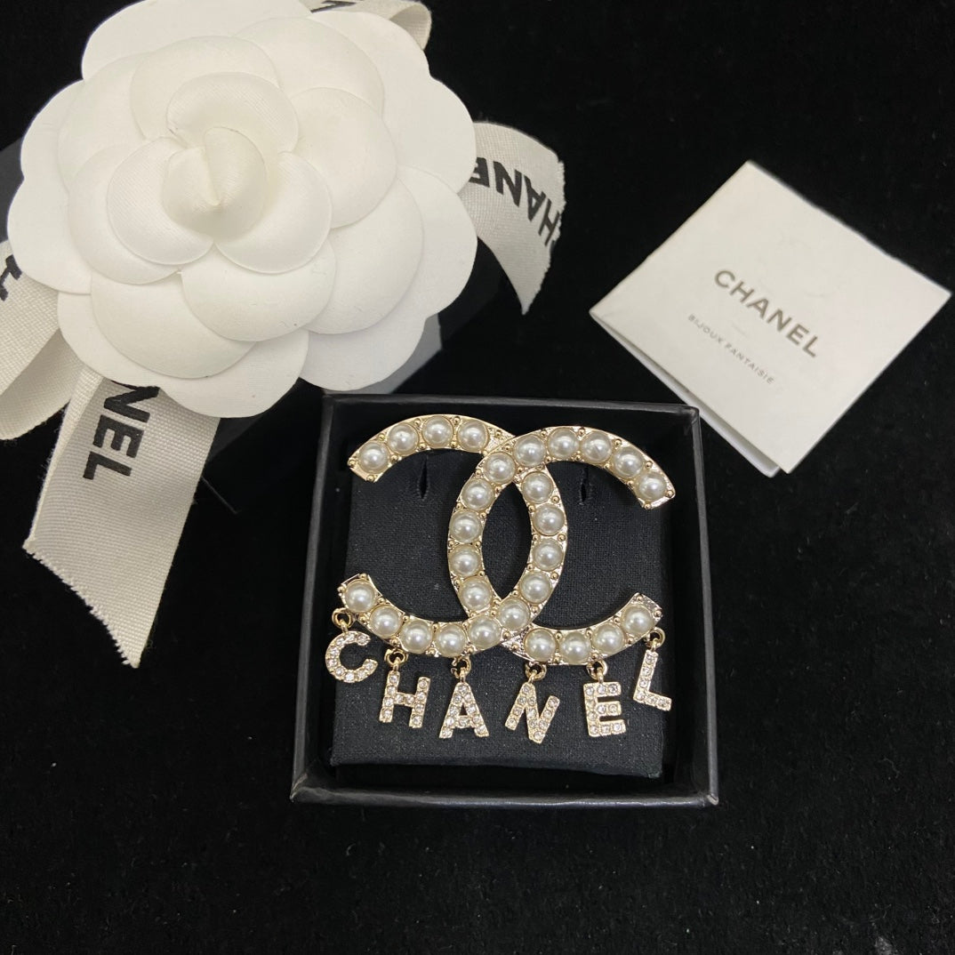 25ZC9X Popular Brooch