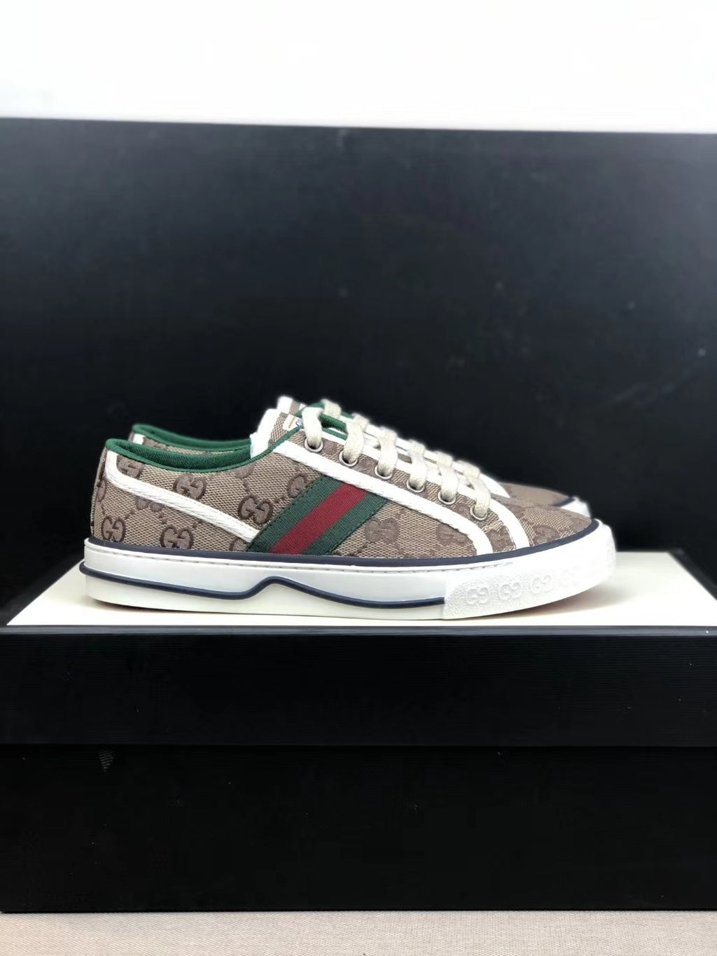 285RB8Z  Popular high-quality shoes