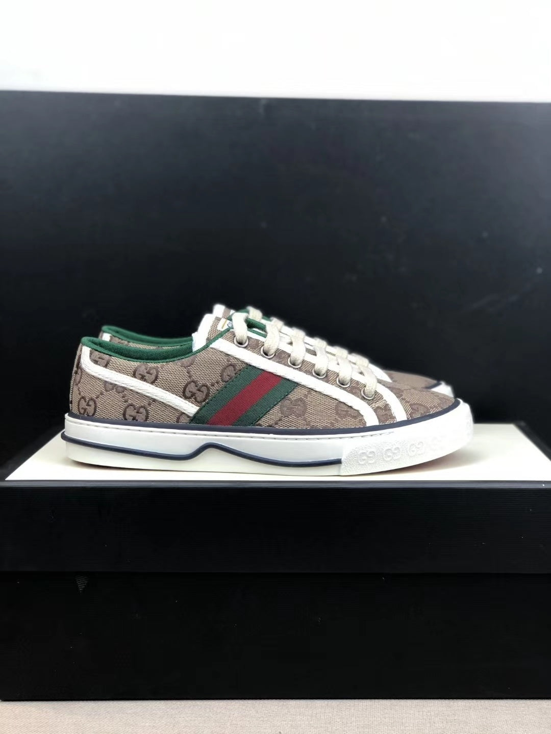 285RB8Z  Popular high-quality shoes