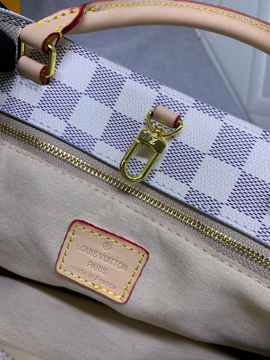 2XE330B Popular   leather bag 