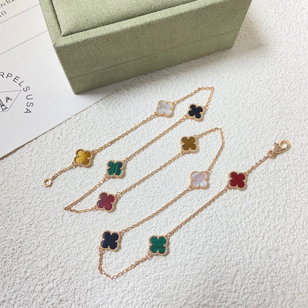 55QVA255X Popular mini 10 flower Necklaces
