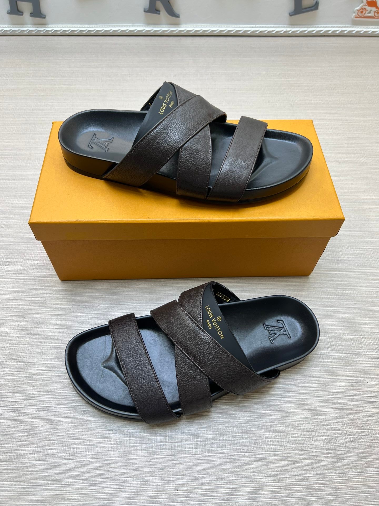 54E89Z Popular slippers