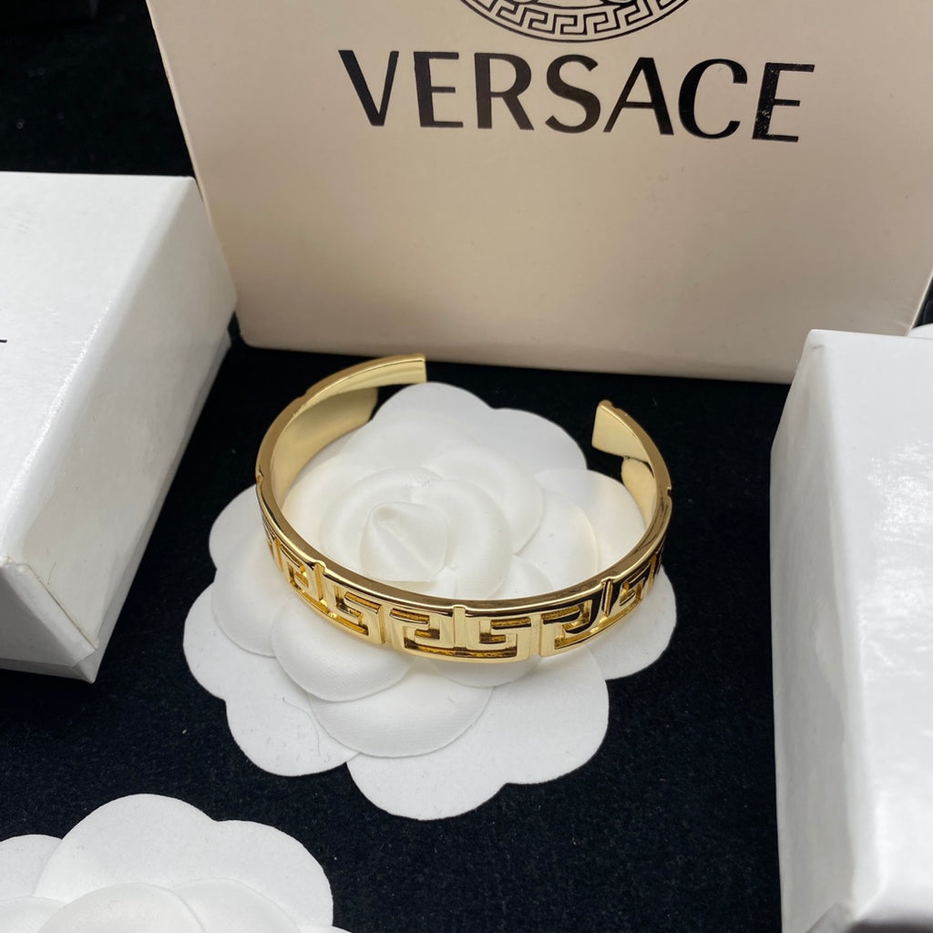 185QV10K  Popular Bracelets