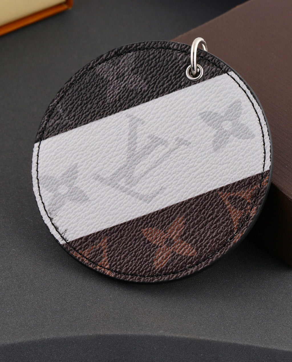 35ZE90A Popular bag 's charms accessories