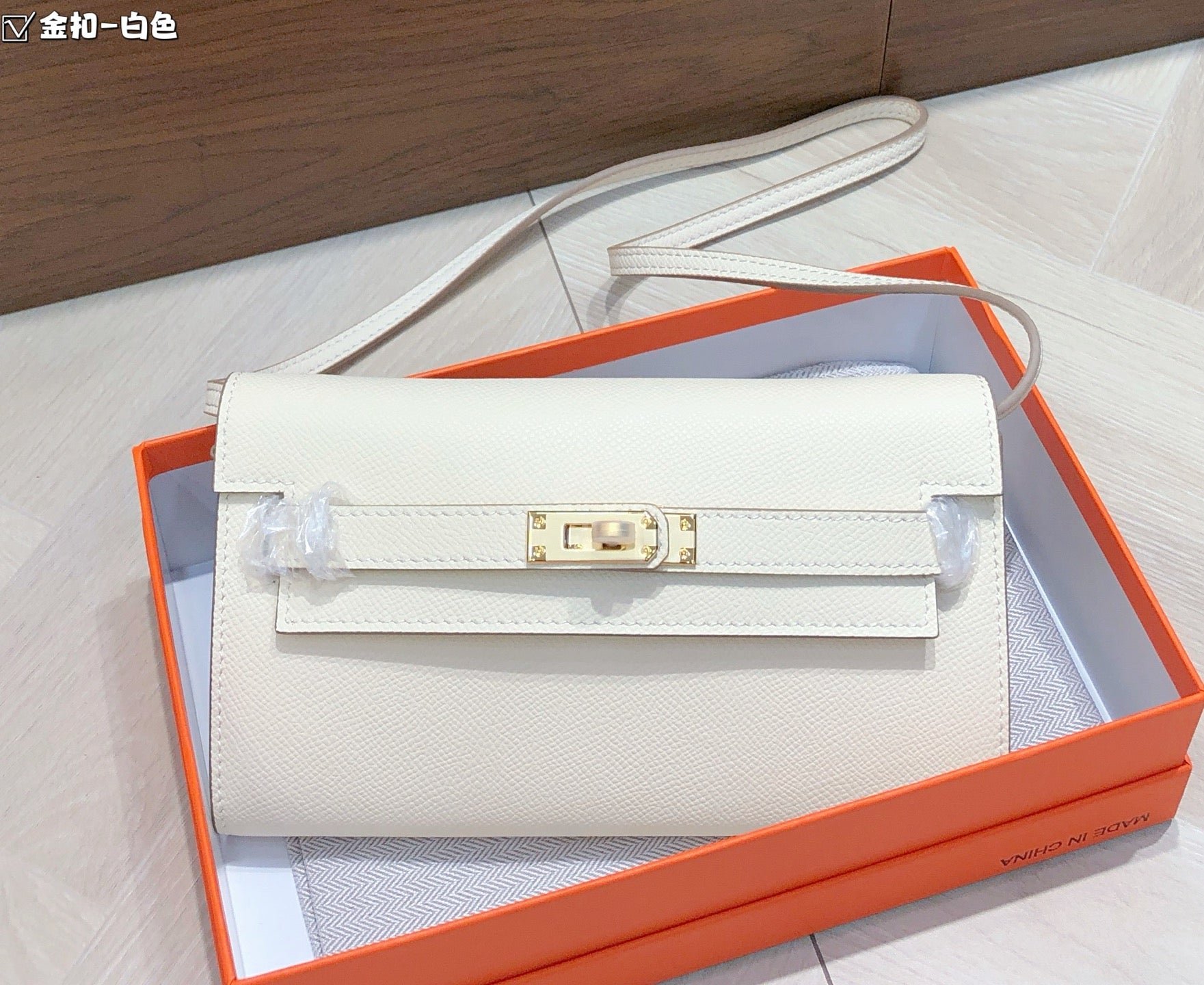 B1X66H11 Popular high-quality leather bag