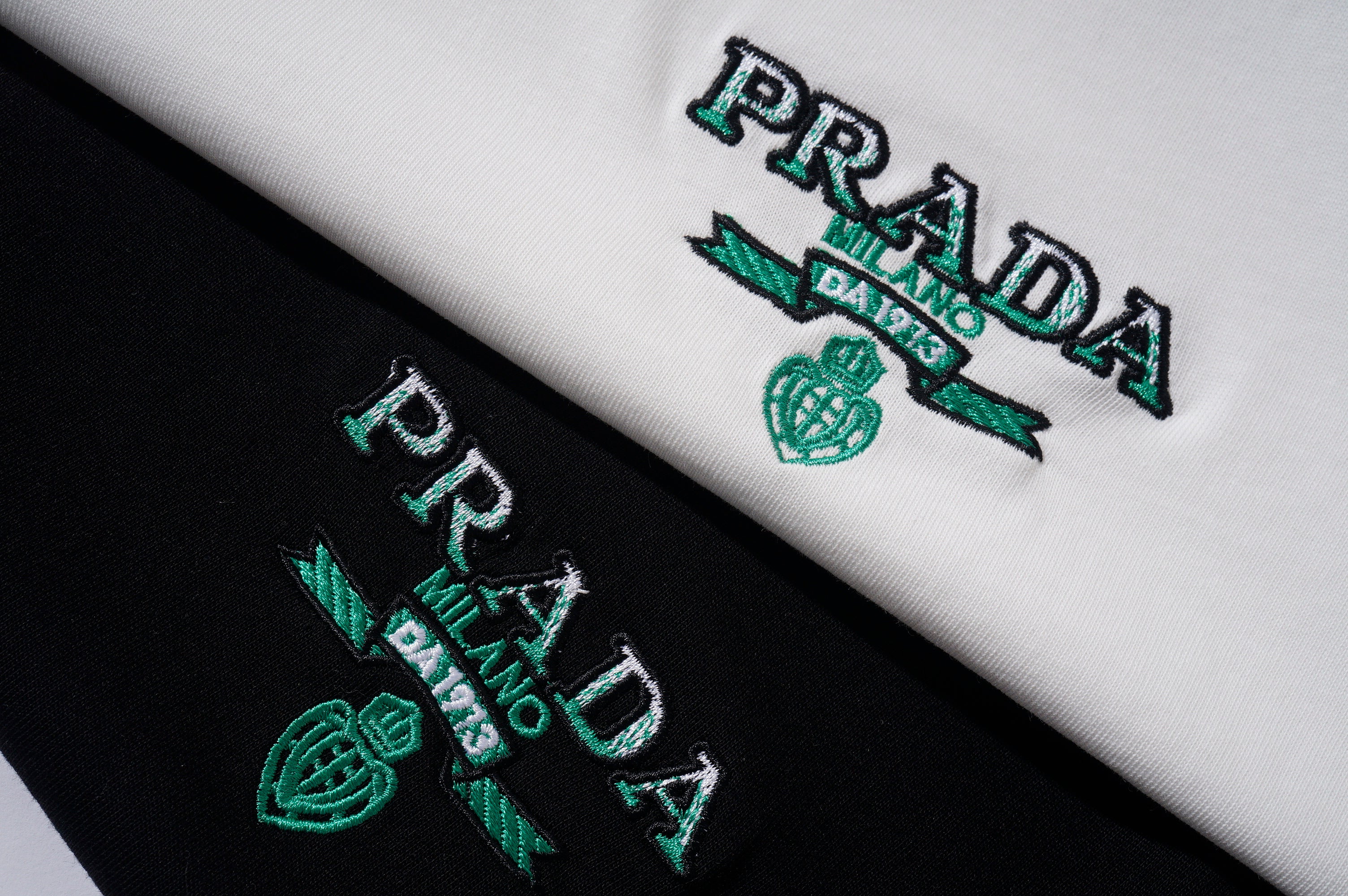 125WP24U  Popular T-shirts
