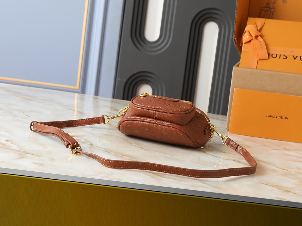 146PE72B Popular leather bag