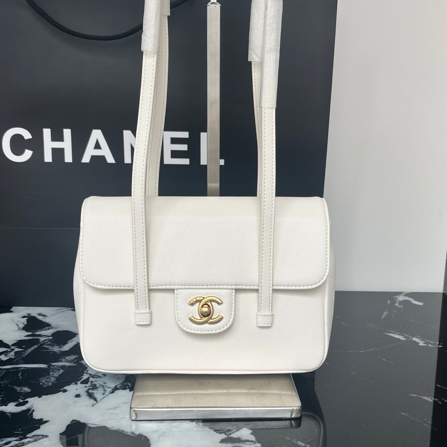 146XC1B Popular leather bag