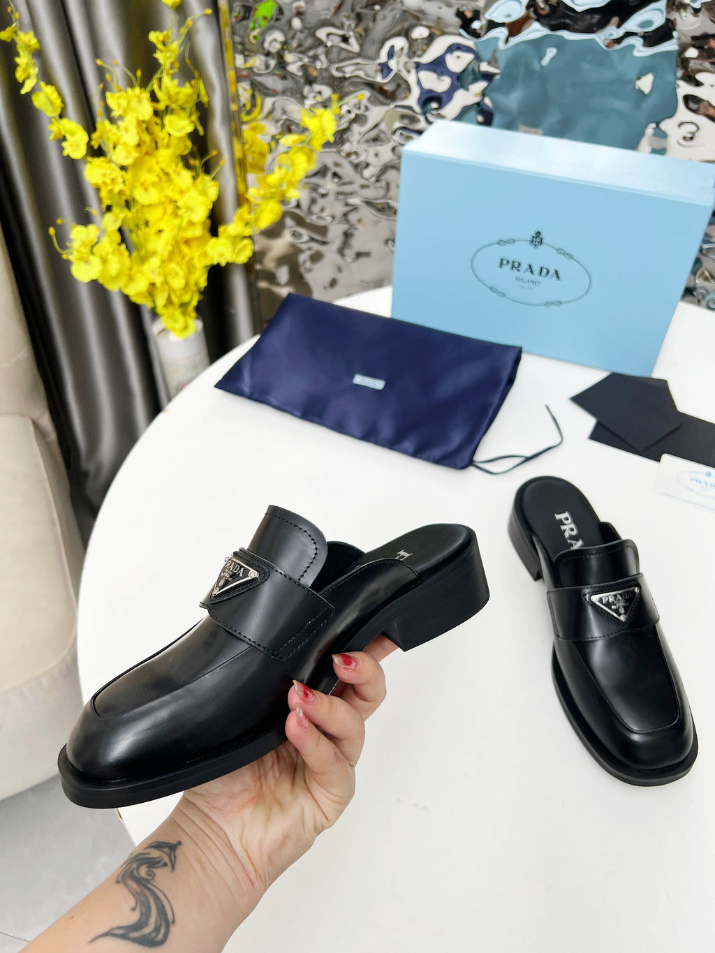 2105QP403Z Popular high-quality leather Shoes