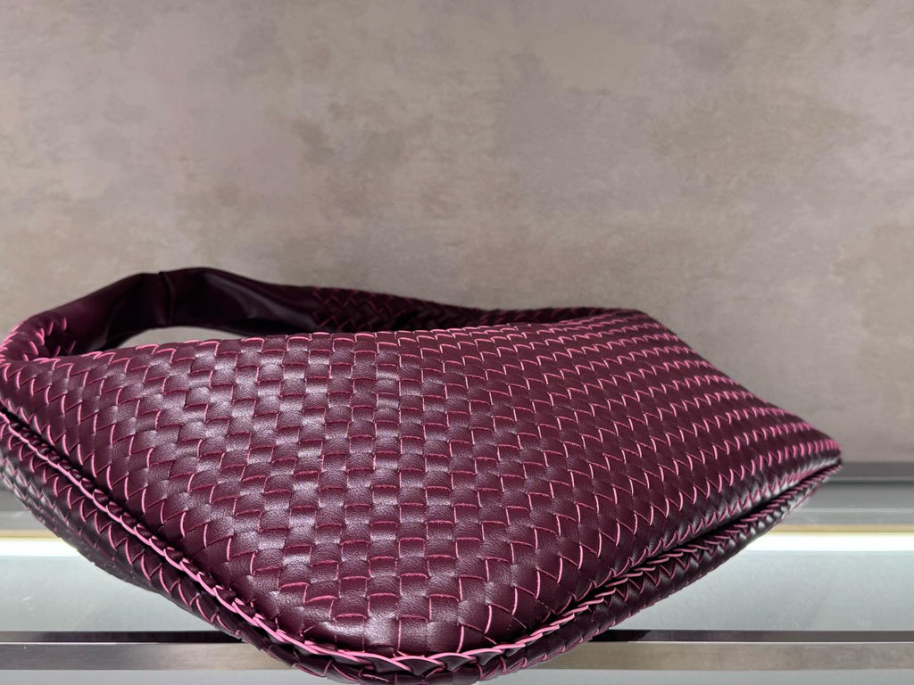 1WA116B Popular leather bag