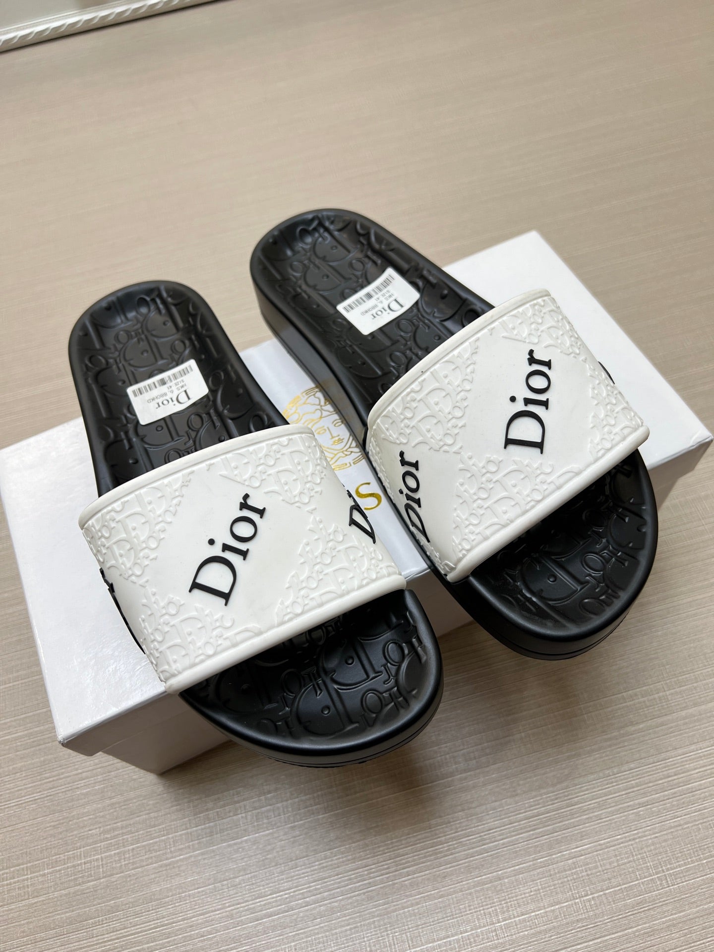 535ZD278Z Popular Slippers