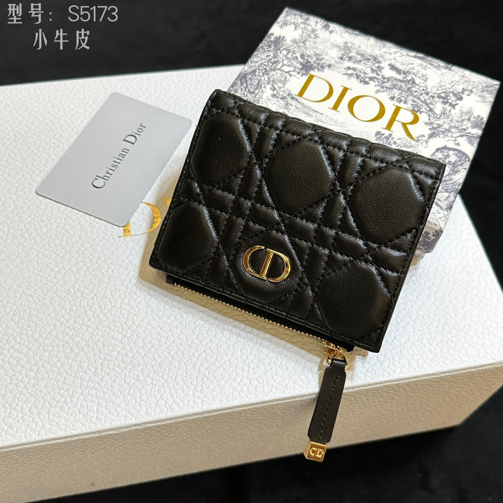 15RD134B Popular Wallets