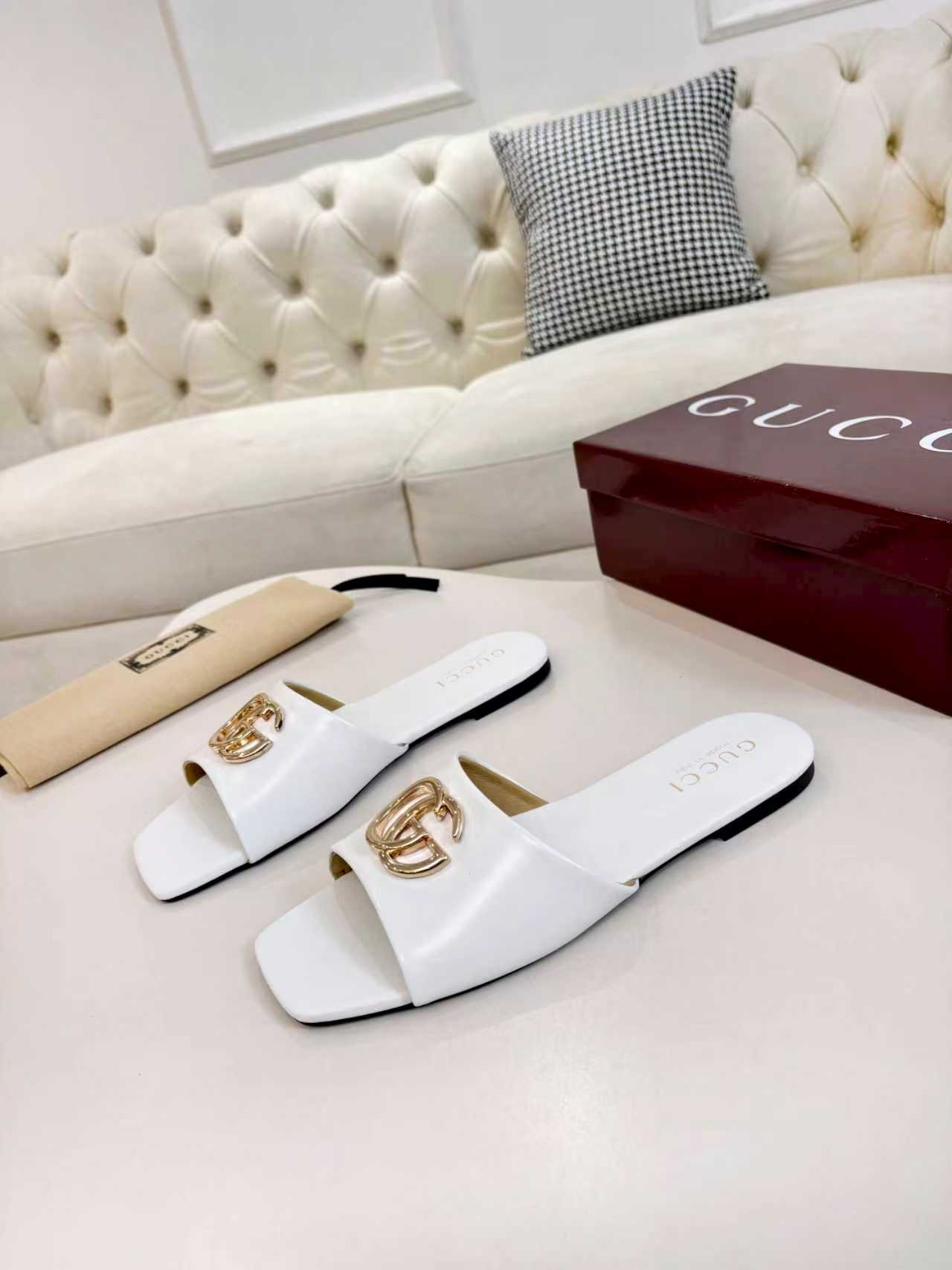 Z2P36B43 Popular high-quality leather Shoes