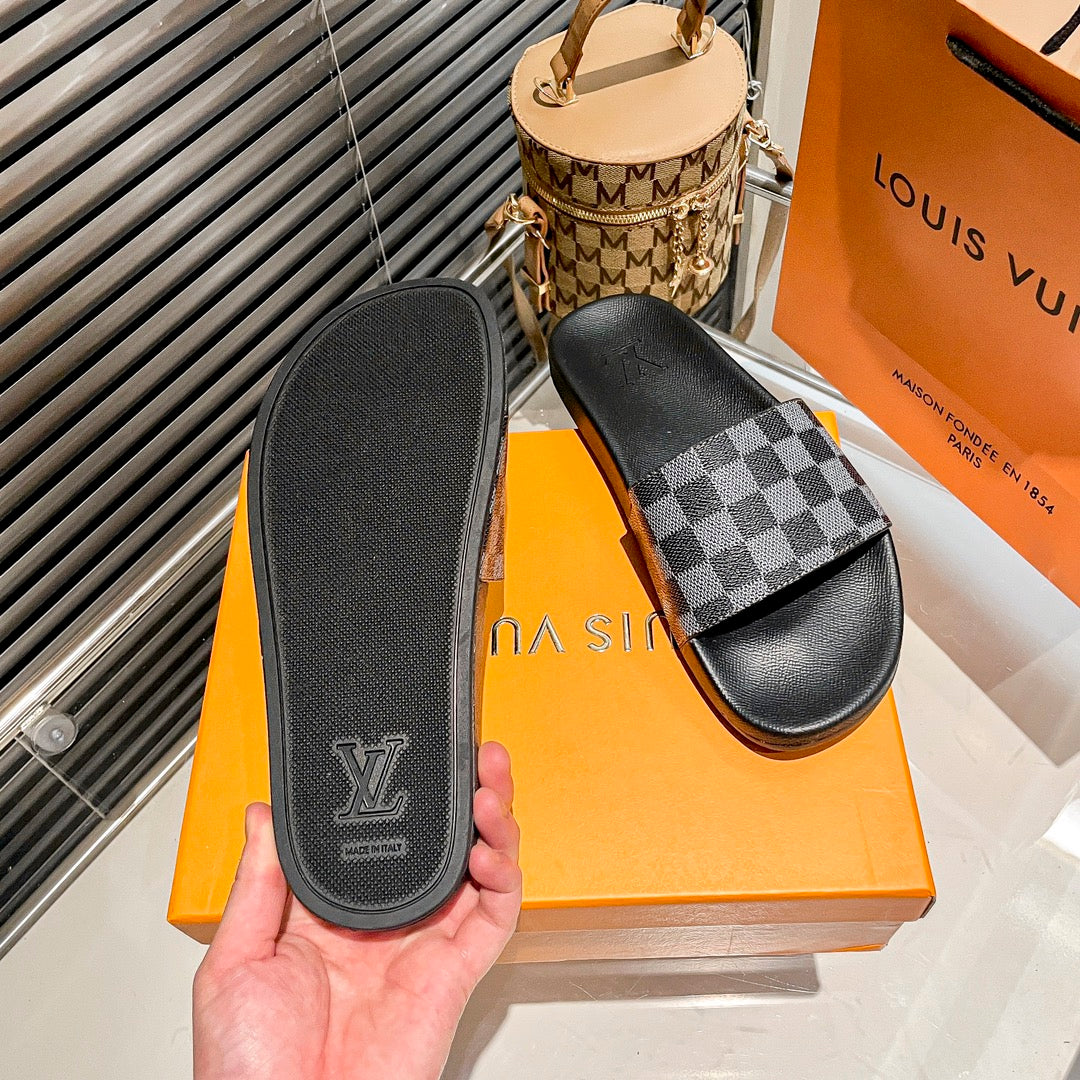 14E195Z Popular Slippers