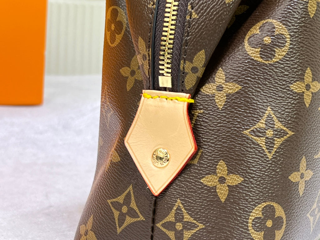 1XE61B Popular    leather bag