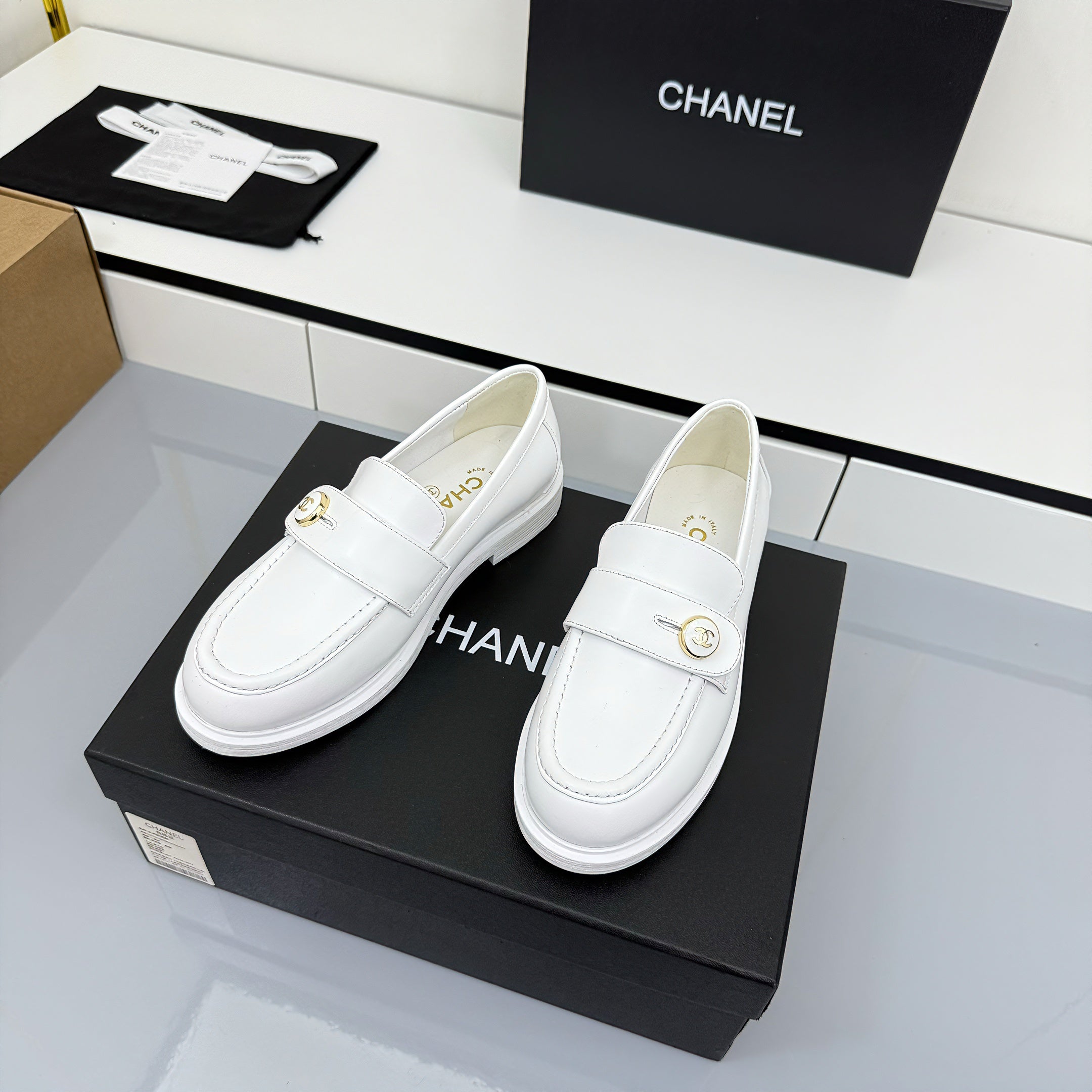 2105QC390Z Popular high-quality leather Shoes