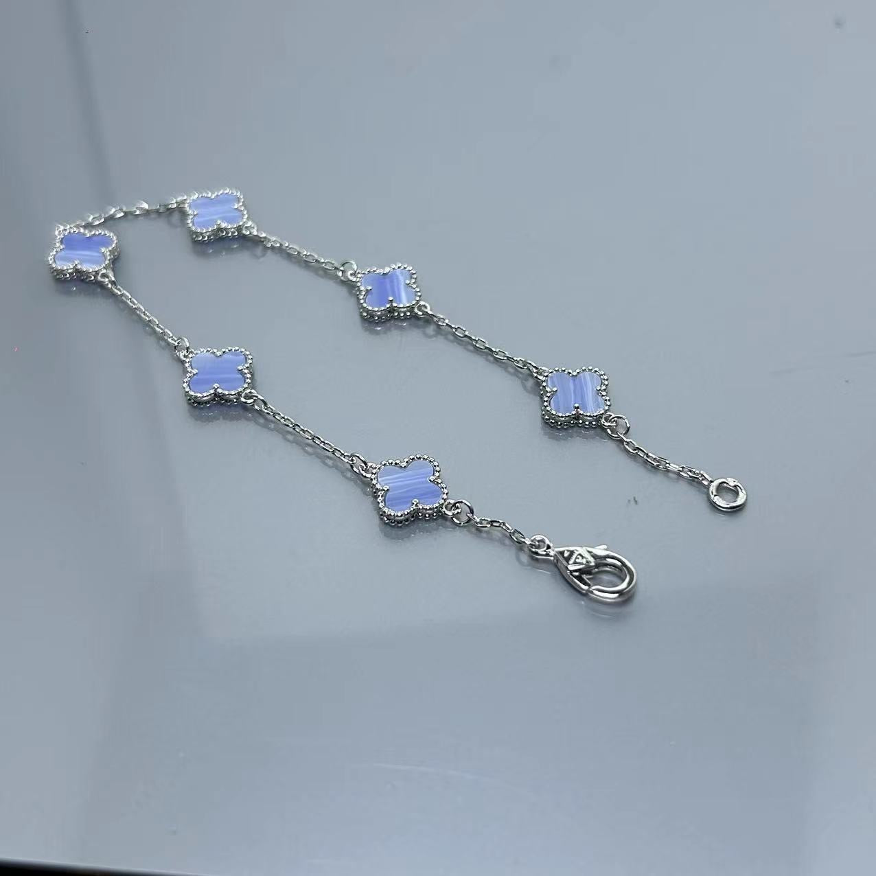 5XVA183K  Popular bracelets 6 flowers mini size 0.9cm flower