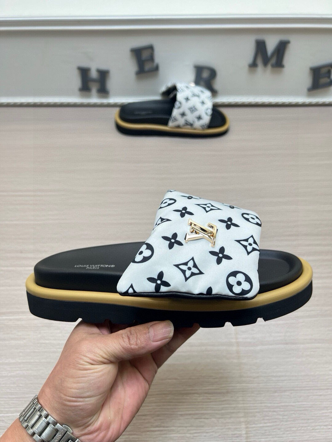 5QE10Z Popular  Slippers