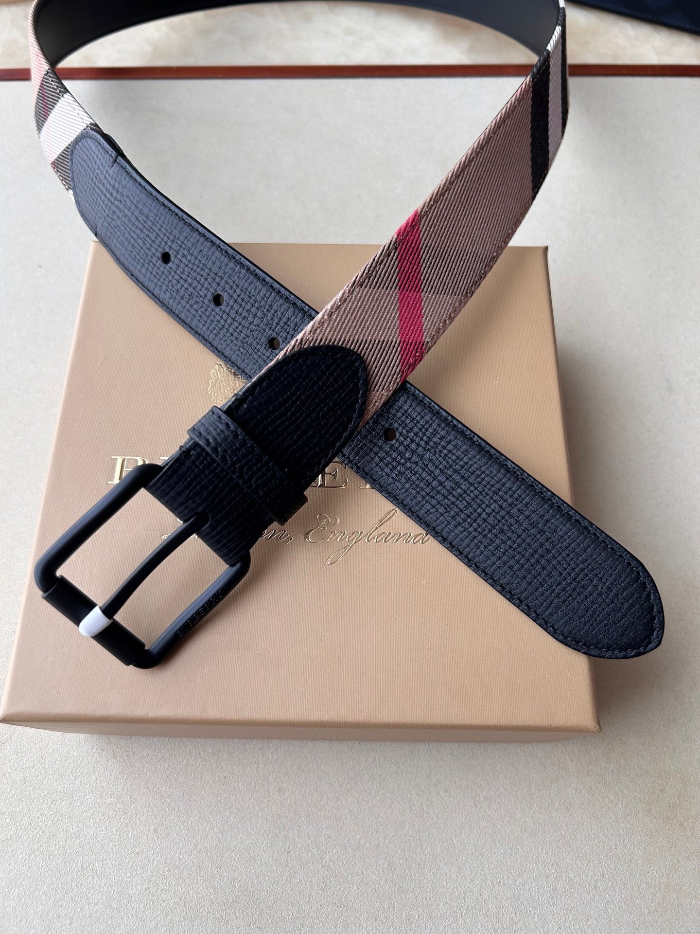 1115QR8P Popular High quality belt With full package