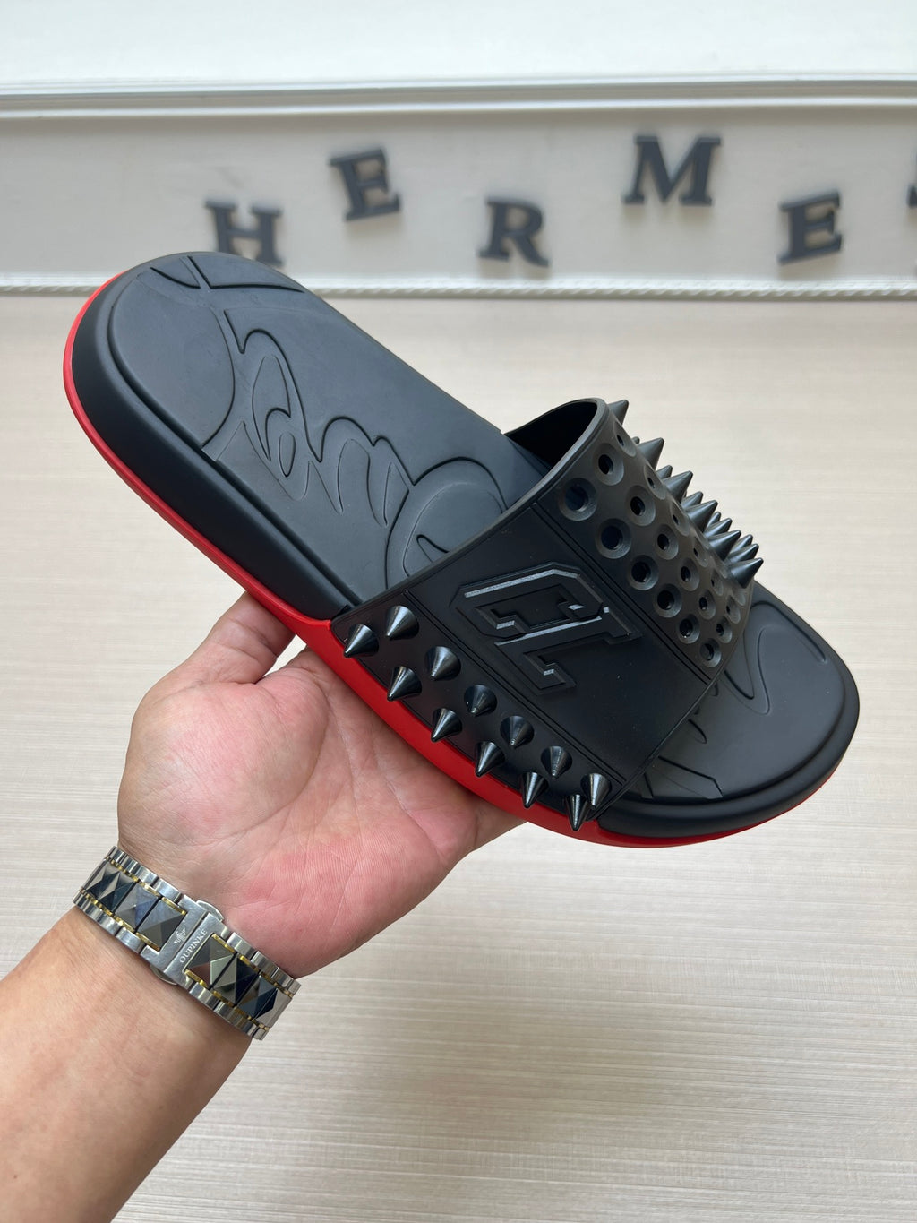 54A18Z Popular slippers