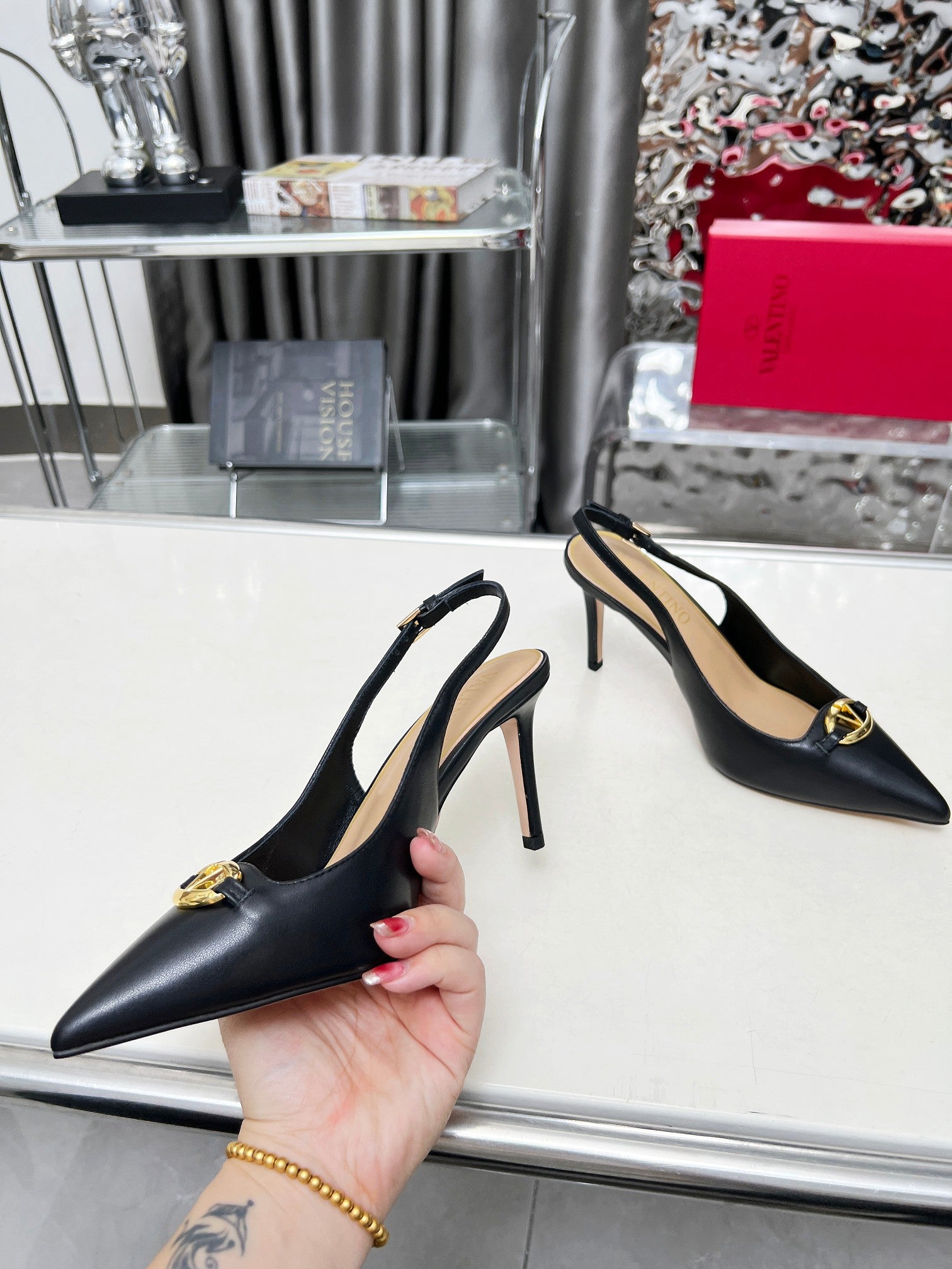245RVL15Z Popular leather  High heels