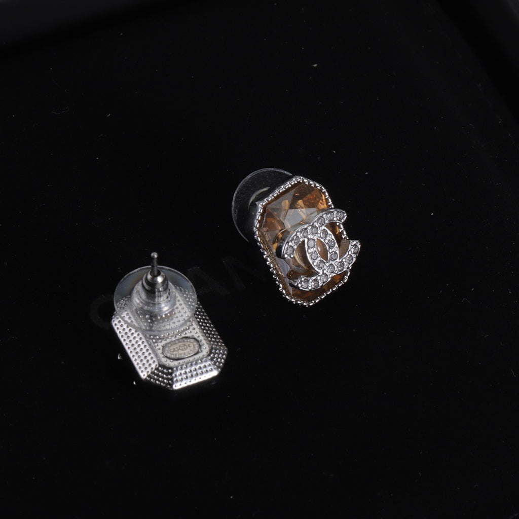 14C303E Popular Earrings
