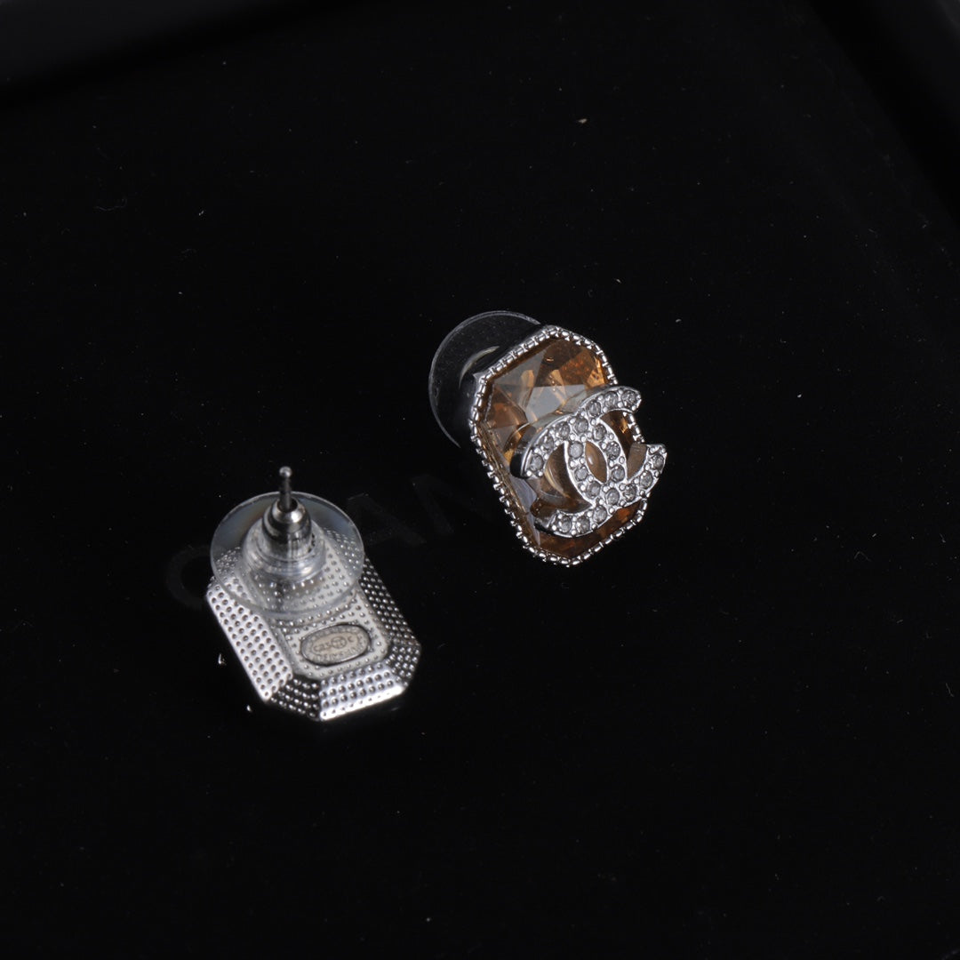 14C303E Popular Earrings