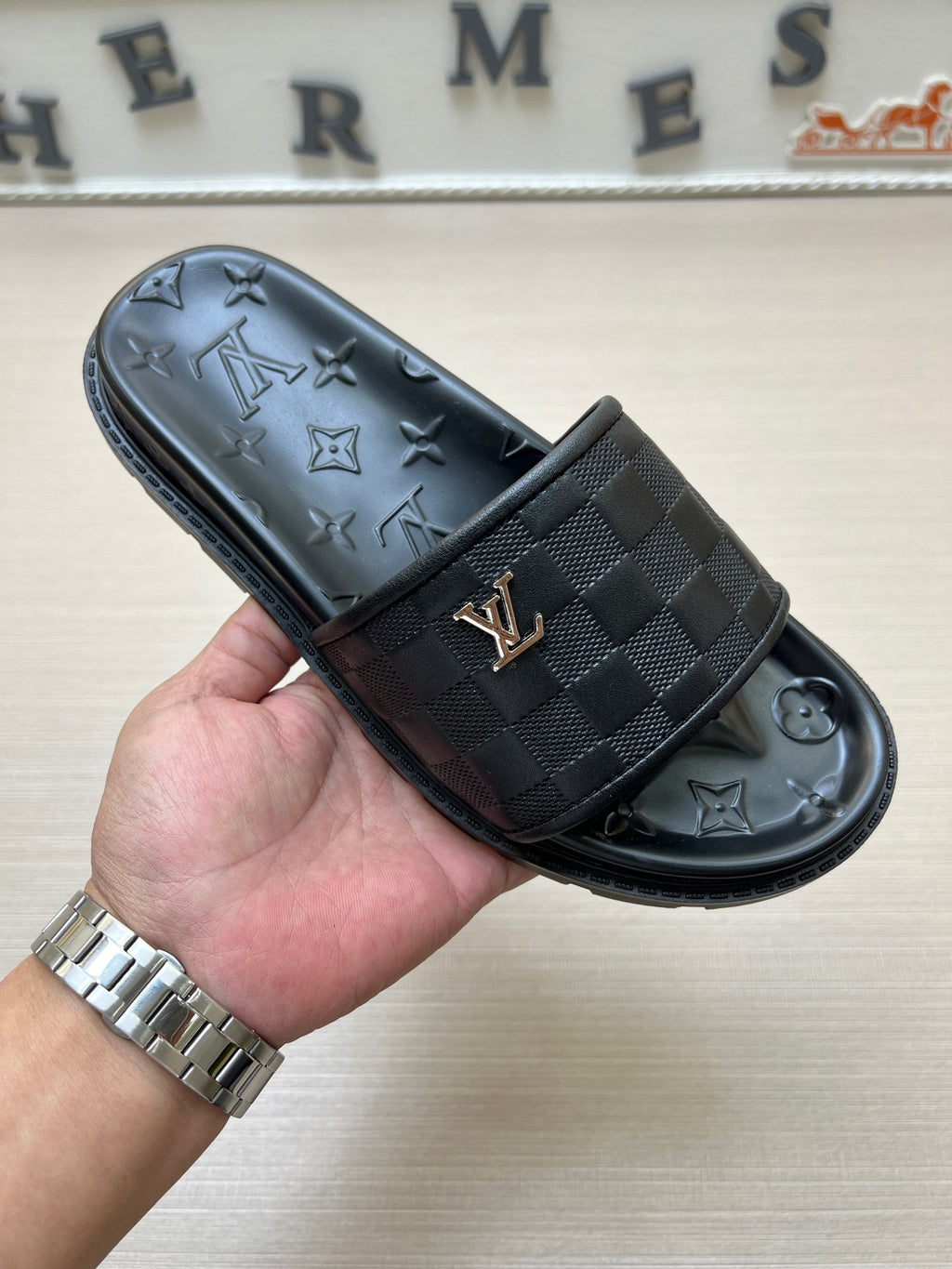 535ZE304Z Popular Slippers