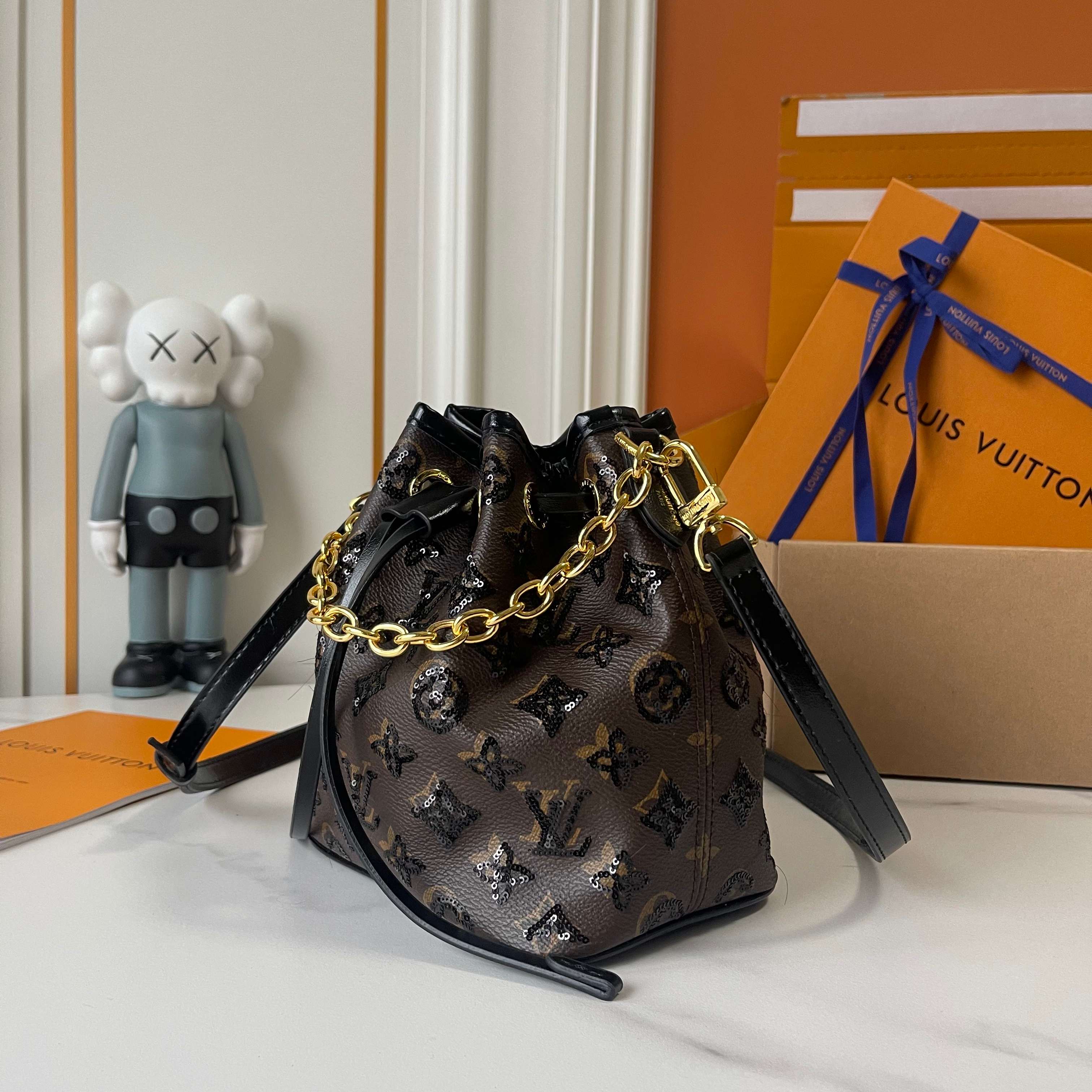 146PE39B Popular leather bag