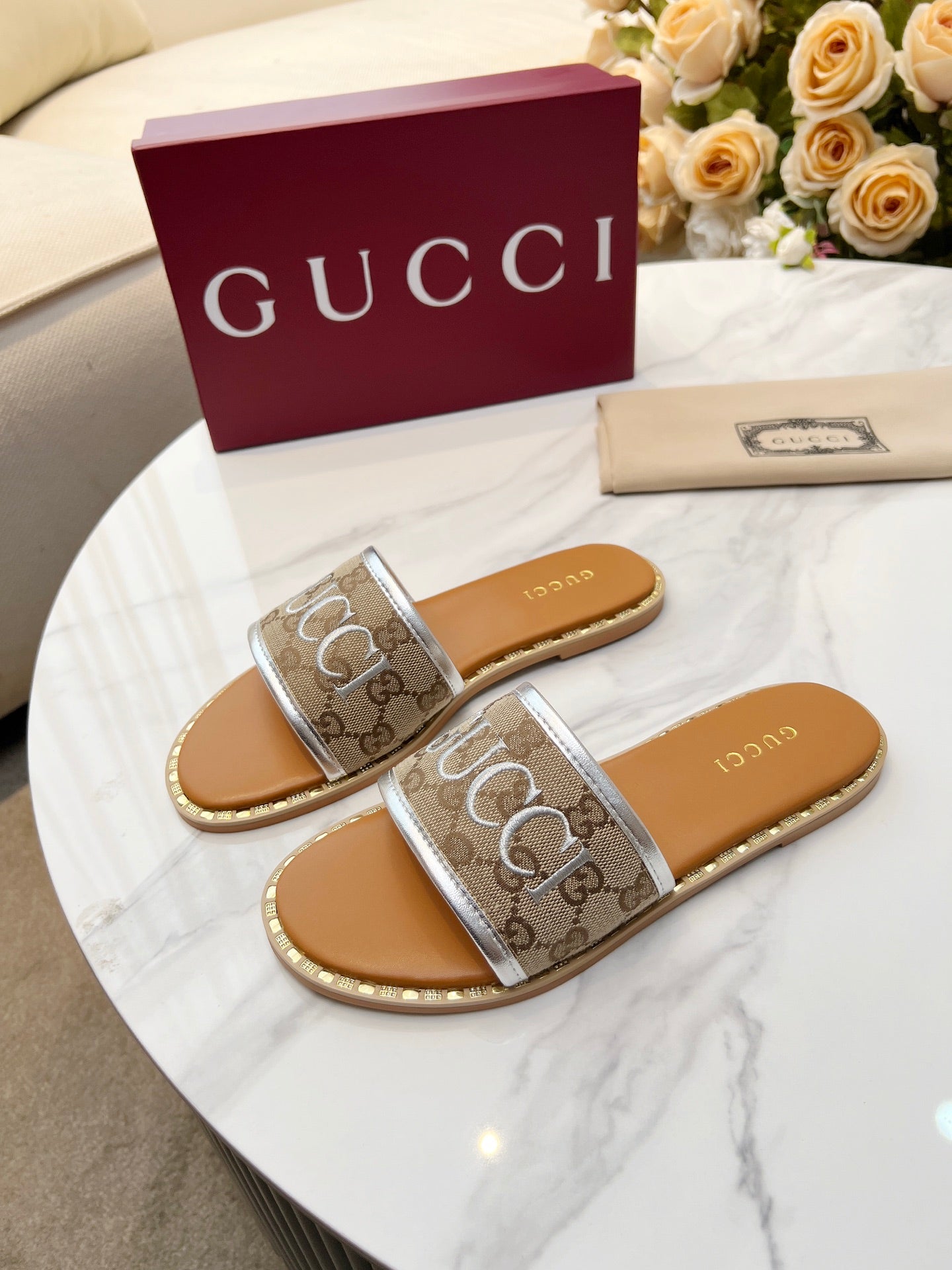 255QB29Z Popular Slippers