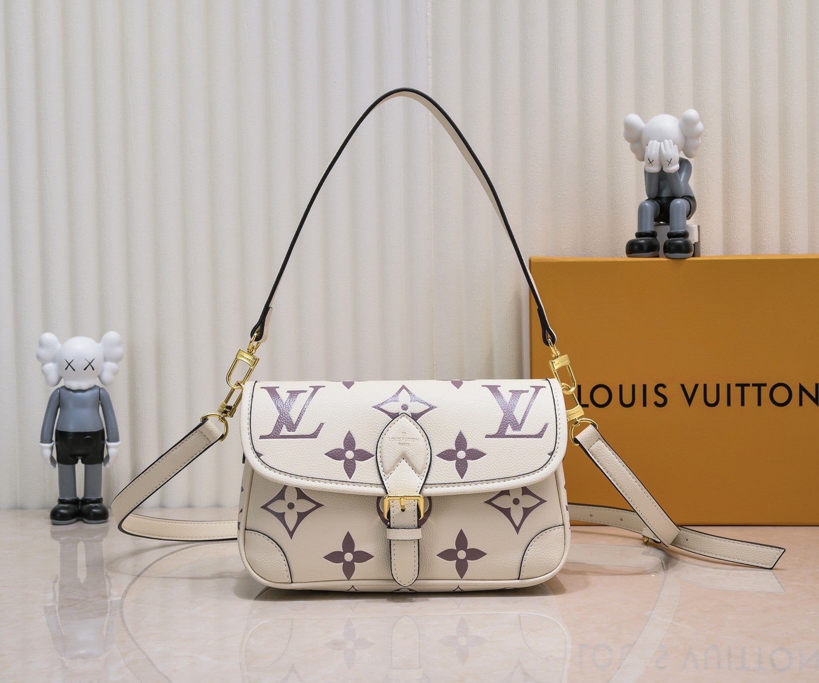 136PE40B Popular leather bag