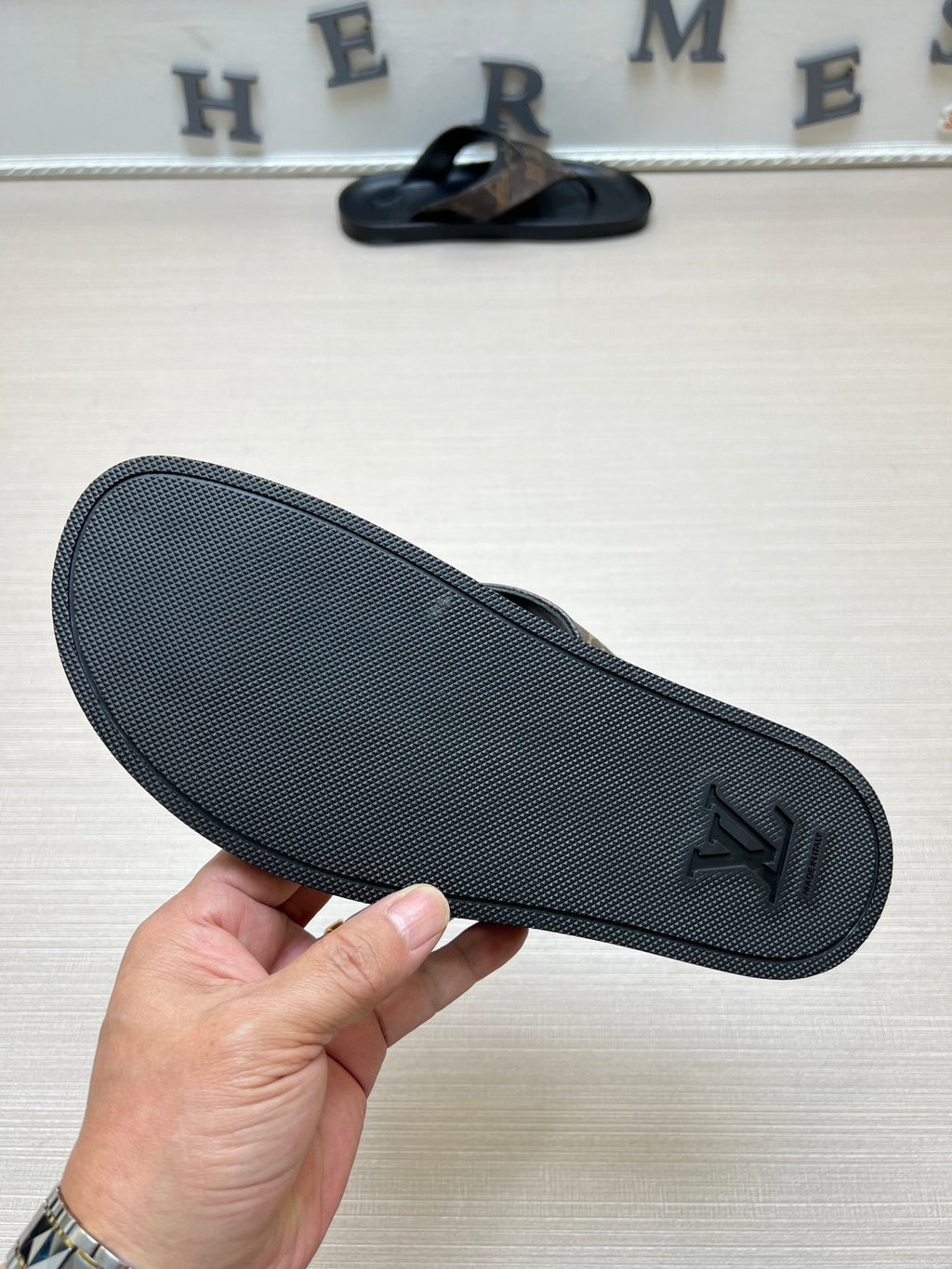 54E85Z Popular slippers