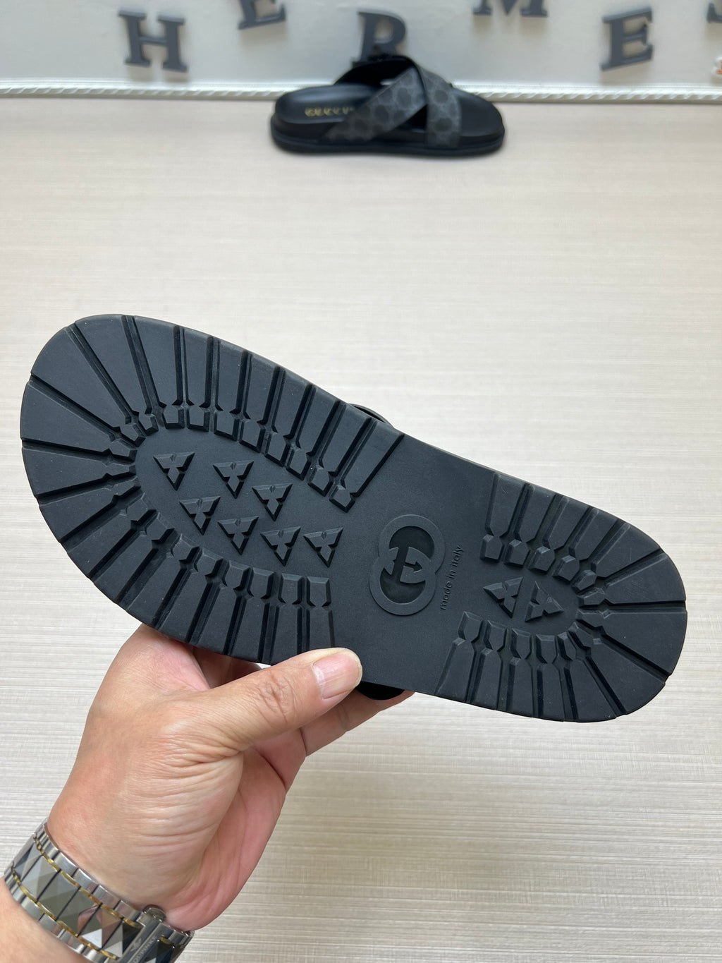 54B92Z Popular slippers