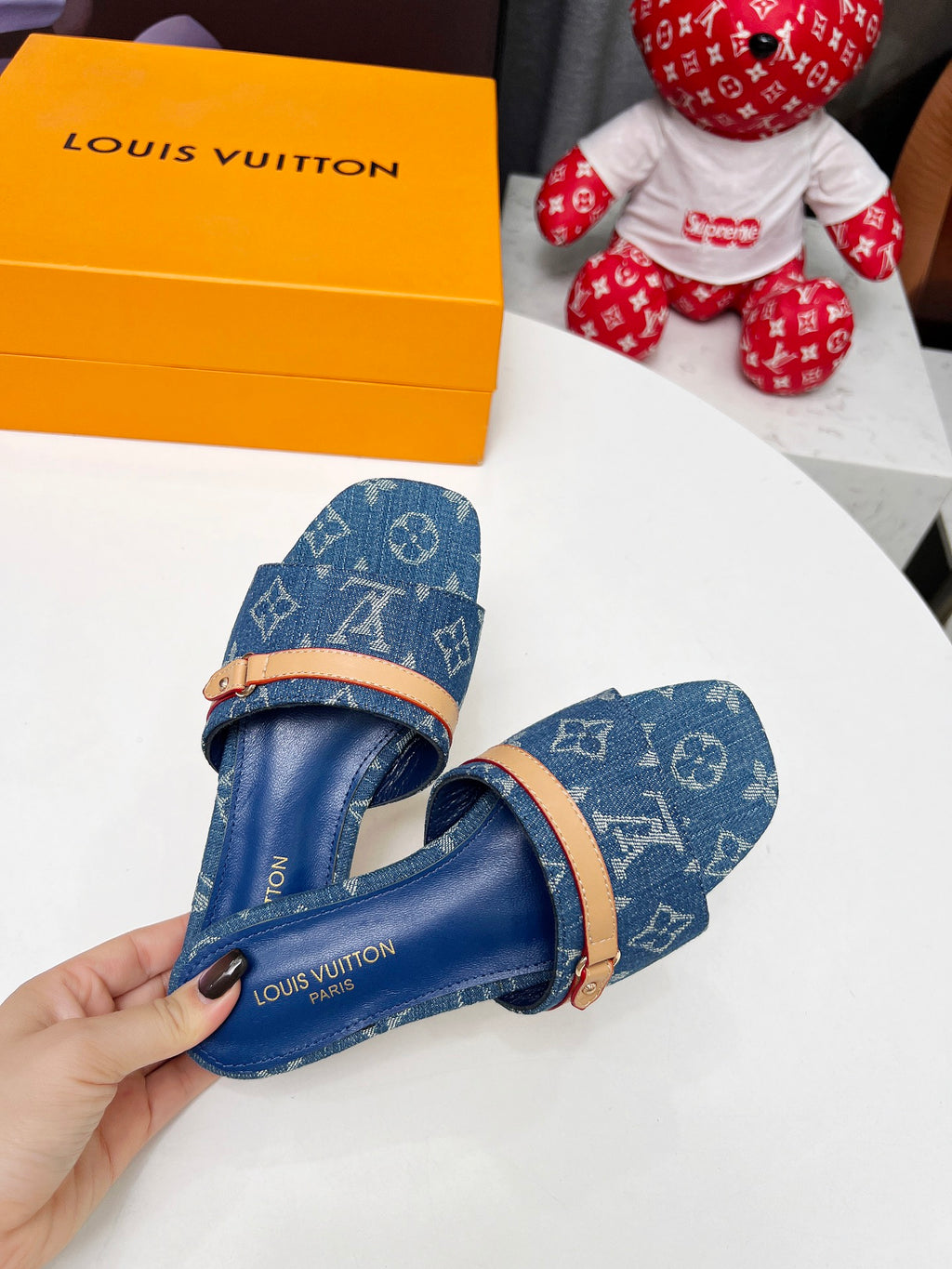 245RE23Z Popular high-quality shoes