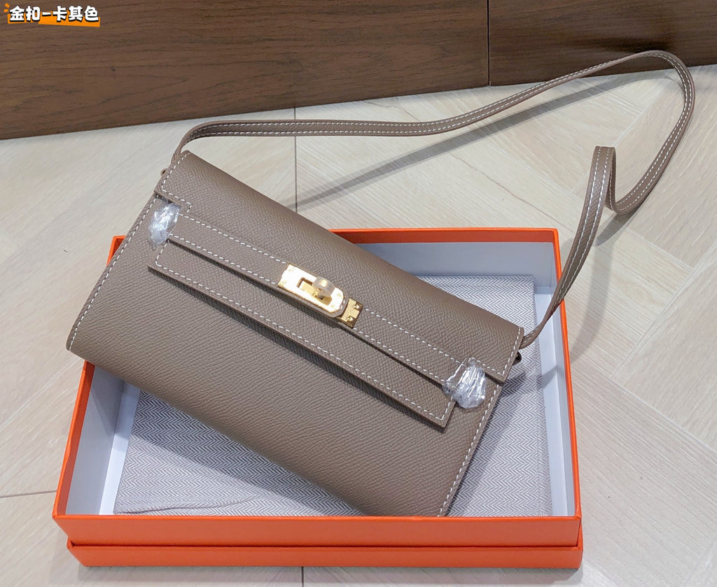 B1X66H11 Popular high-quality leather bag