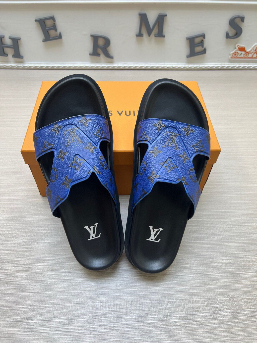 5LE228Z Popular Slippers