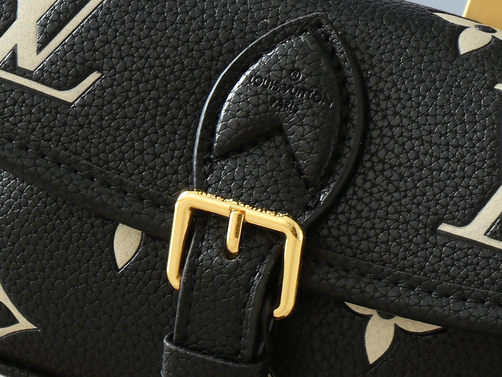 15XE4B Popular leather bag
