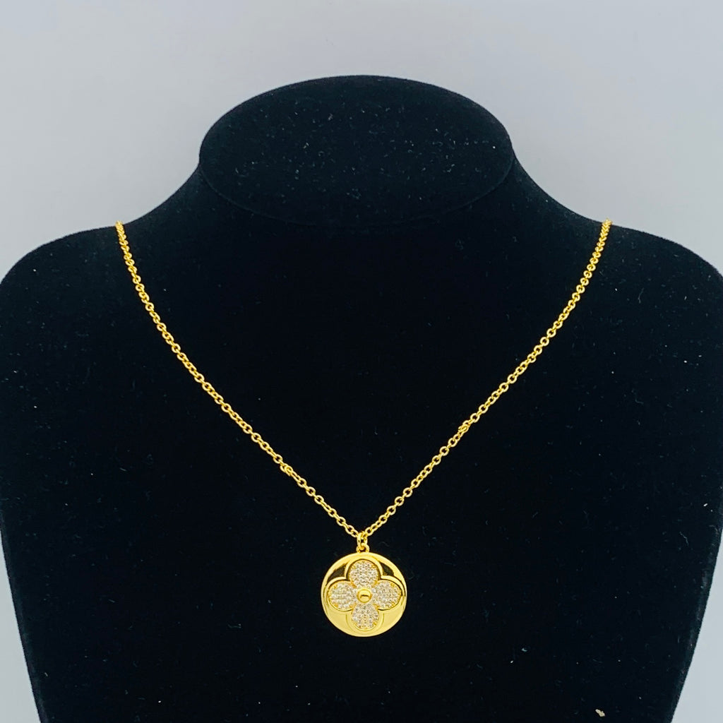 15QE51X Popular Necklace