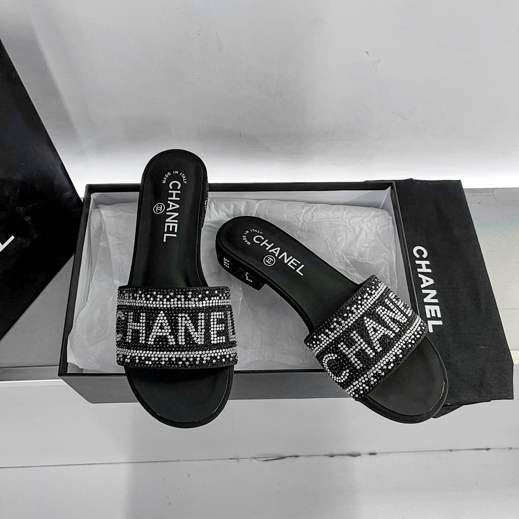 14C57Z Popular sandals