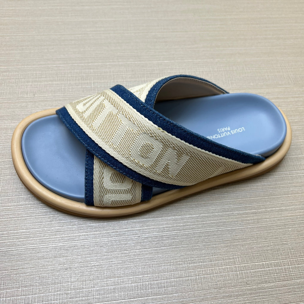535ZE272Z Popular Slippers