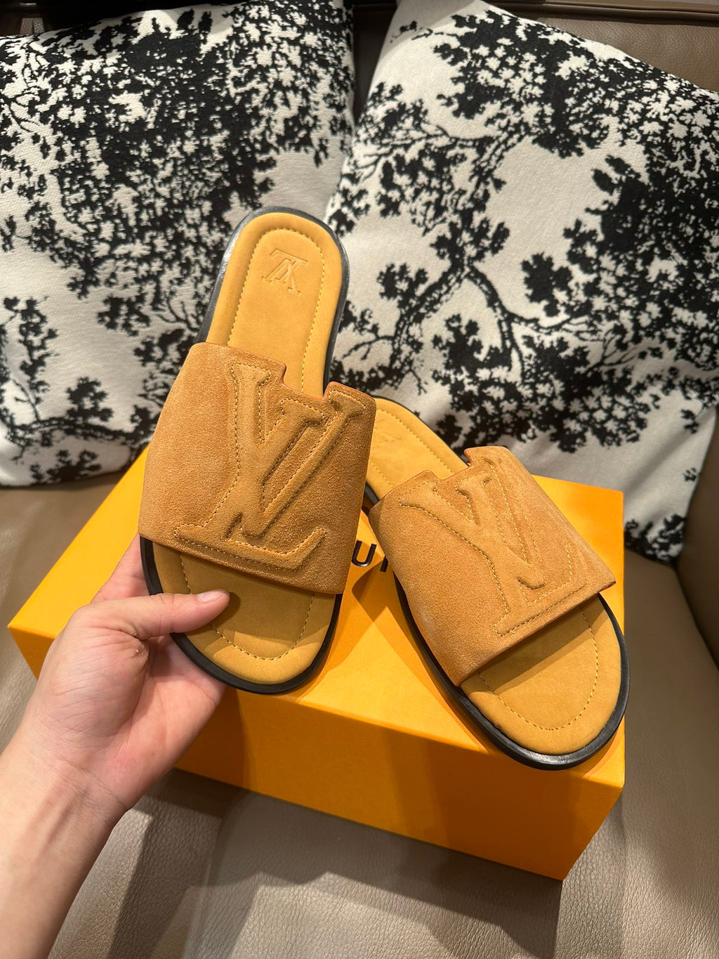 285ZE25Z  Popular leather Shoes