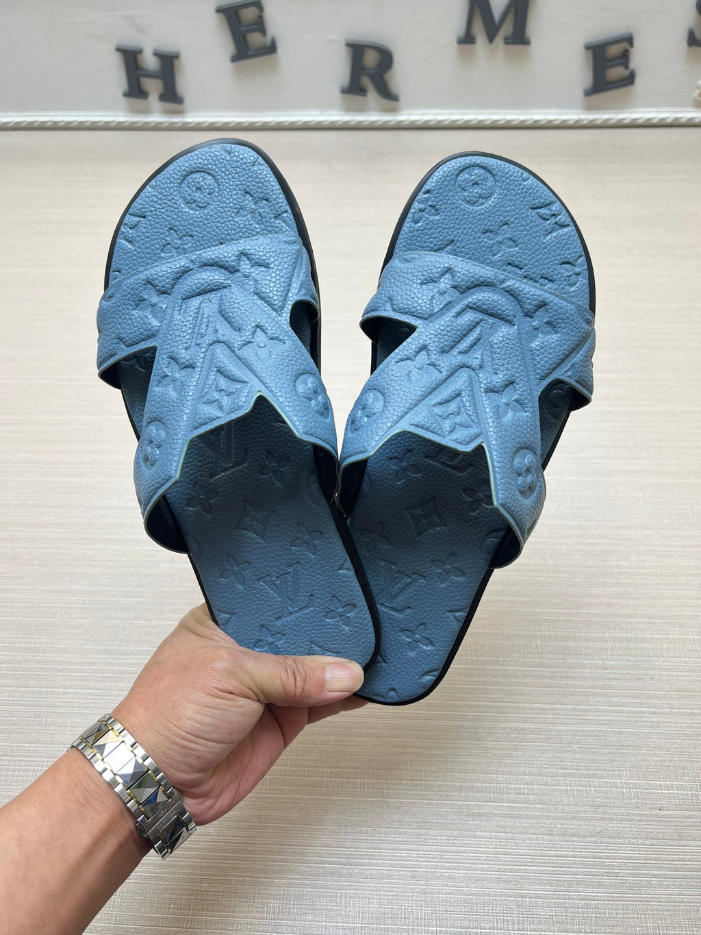 54E34Z Popular slippers