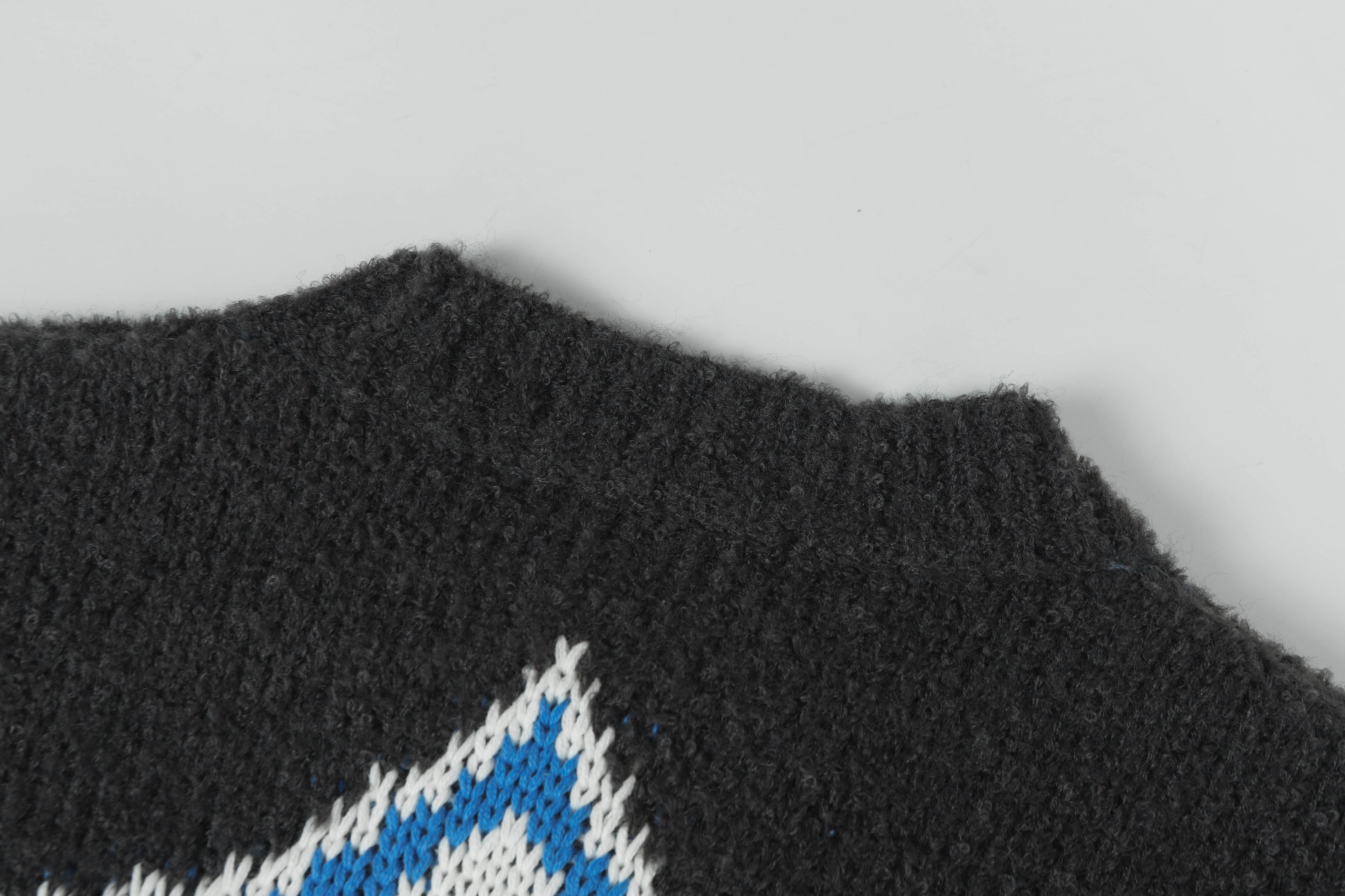105ZE457U Popular Sweaters