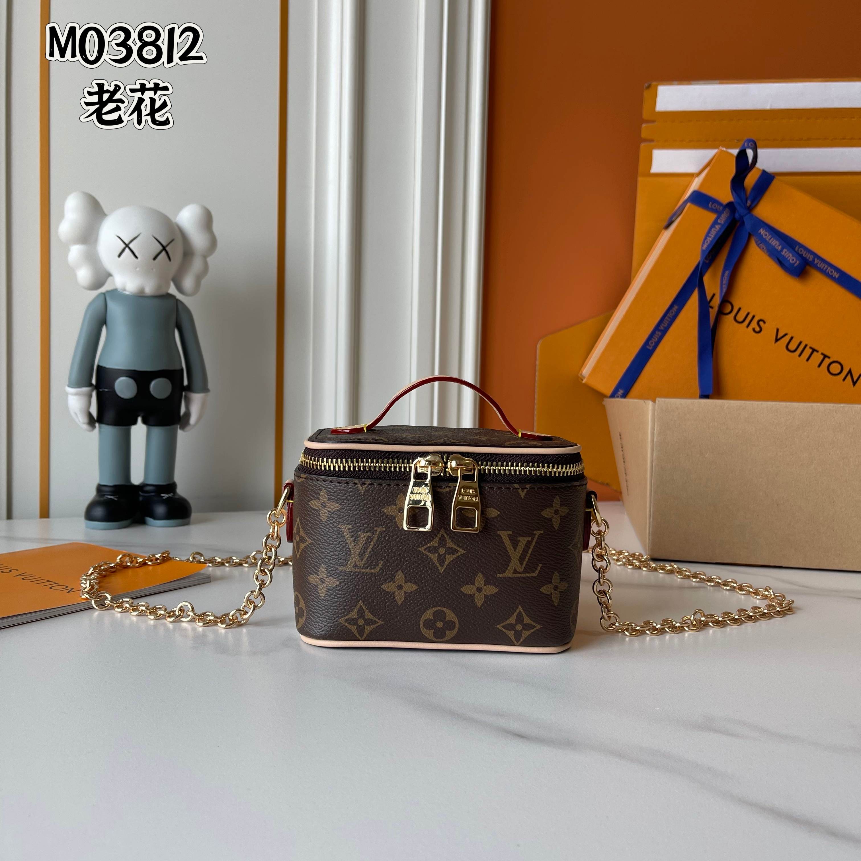 B1N56E20 Popular leather bag