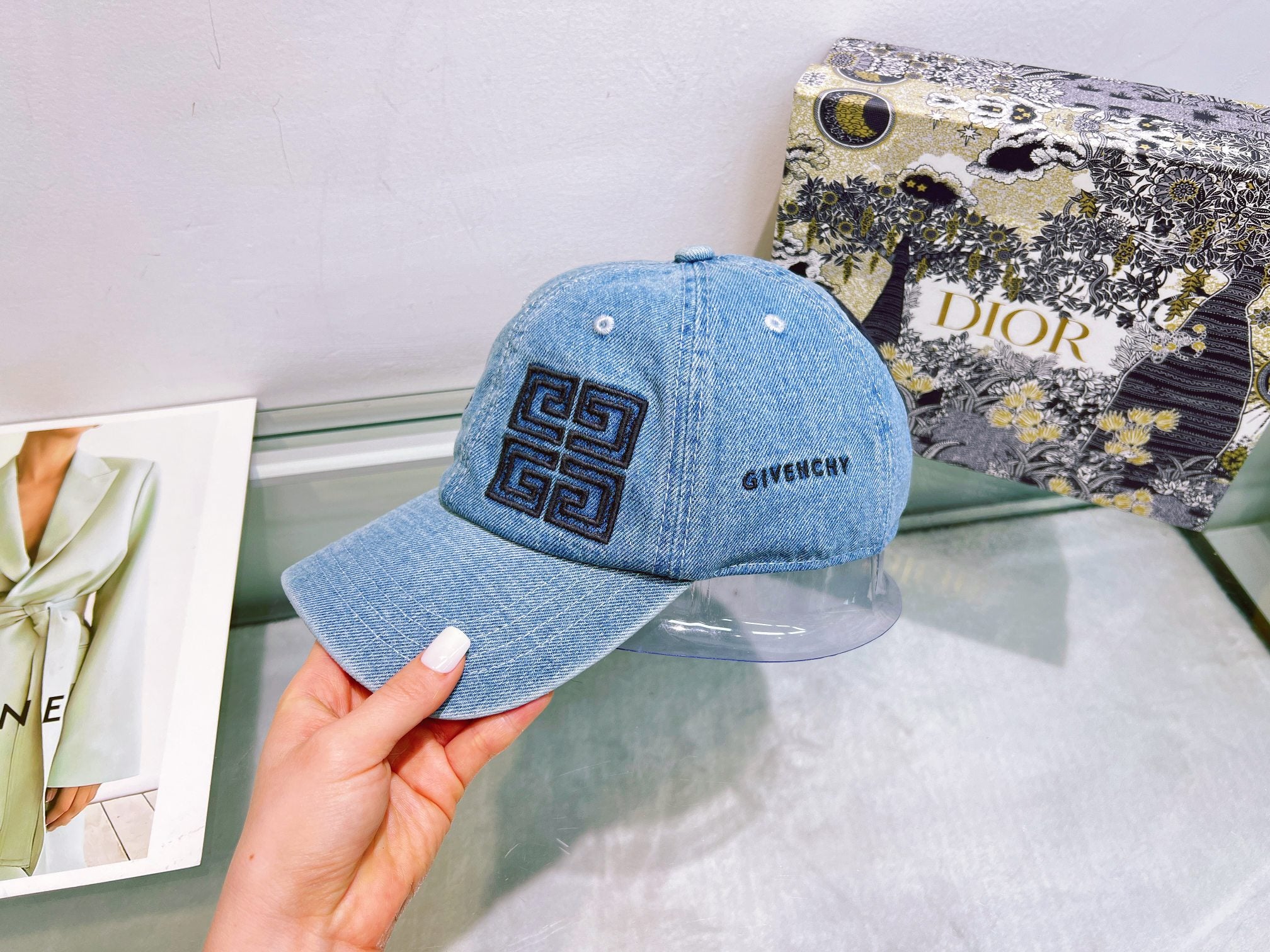 125ZGV508M Popular  hats